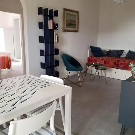 Centre 50m From The Apartament *